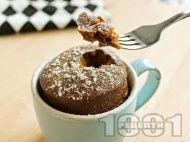 Рецепта Лесен и бърз шоколадов веган кейк / суфле в чаша с ябълково пюре и соево мляко в микровълнова